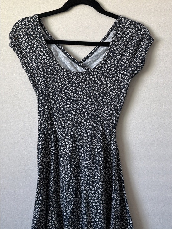Brandy Melville Dresses & Skirts - Brandy Melville Floral Fit-and-Flare Dress w/ Cross-Back